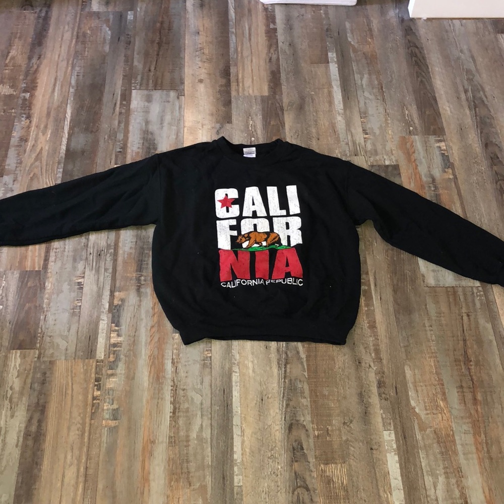 Black California Republic Crew Neck Sweater